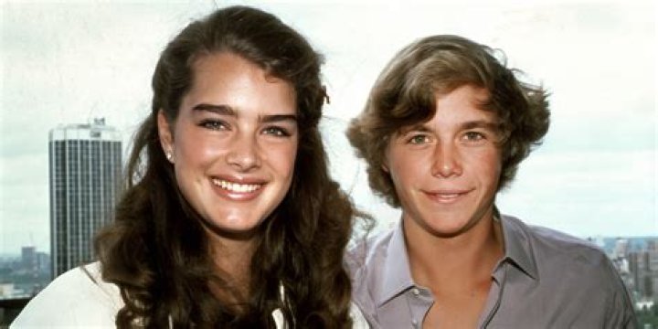 Is Christopher Briney British? Actors Ethnicity And Parents Details